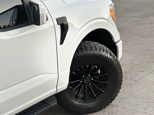 Ford Lobo 5.0l Doble Cabina Xlt V8 4x2 At