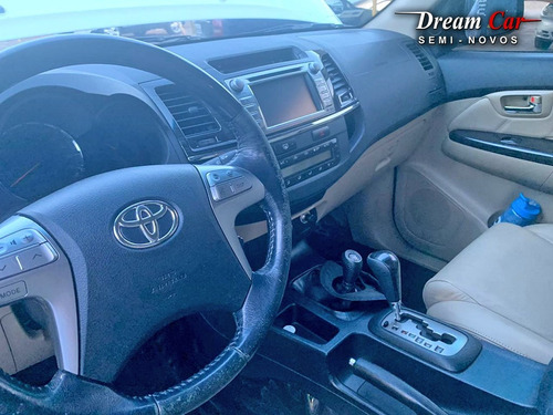 Toyota Hilux Sw4 Srv D4d 3.0 Branco 2014