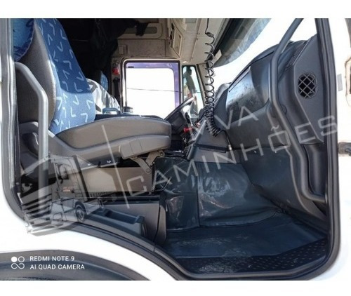Imagem 10 de 10 de Caminhão Iveco Strallis 460 Teto Alto - 6x2 T