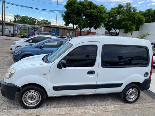 Imagen 19 de 25 de Renault Kangoo 1.6 Confort 1plc C/gnc Año 2010 - Liv Motors