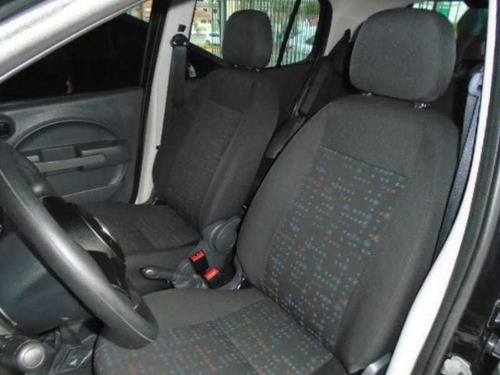 Imagem 5 de 15 de Fiat Uno 1.0 Vivace Celebration 8v 4p Flex Manual 2016