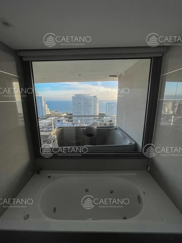 Venta Apartamento - 3 Dormitorios - Mansa - Punta Del Este