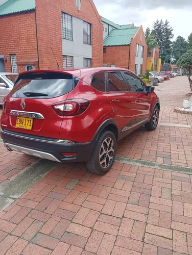Renault Captur 2.0 Intens Automática