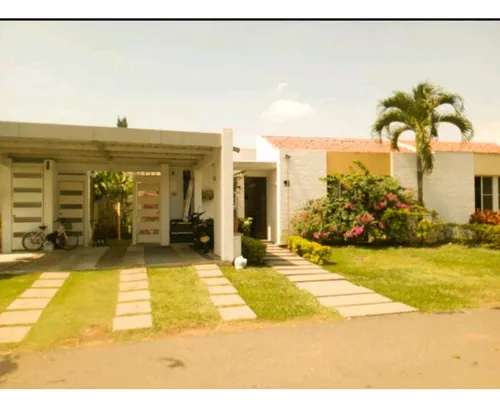 Casa De Un Piso En El Castillo Jamundí