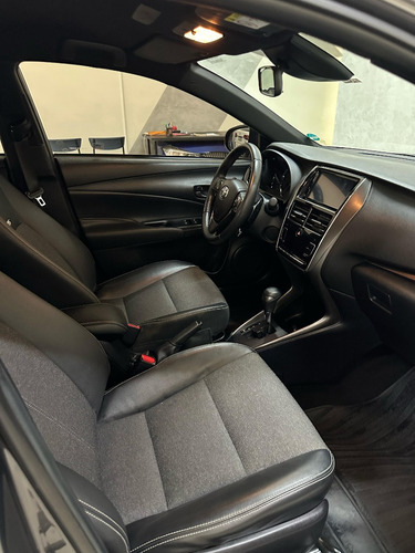 Toyota Yaris 1.5 16V FLEX XS CONNECT MULTIDRIVE