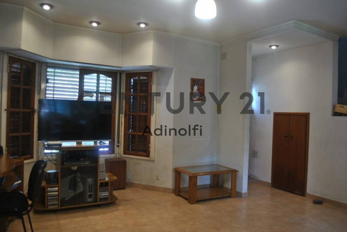 Imagen 7 de 30 de Calle 76 E/ 17 Y 18 - Casa 3 Dormitorios, Quincho Y Parque - Venta Y/o Permuta
