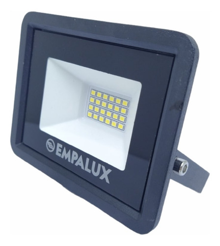 Projetor Led 30w 6500k Bivolt Ip66 2250 Lúmens