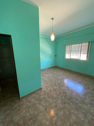 Imagen 6 de 14 de Casa 4 Ambientes En Venta - Loma Hermosa, Tres De Febrero.