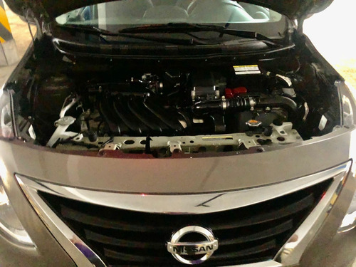 Imagen 2 de 10 de Nissan Versa