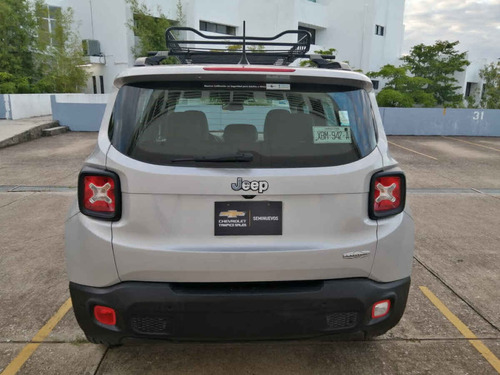 Imagen 6 de 14 de Jeep Renegade 2018 5p Latitude L4/1.8 Aut