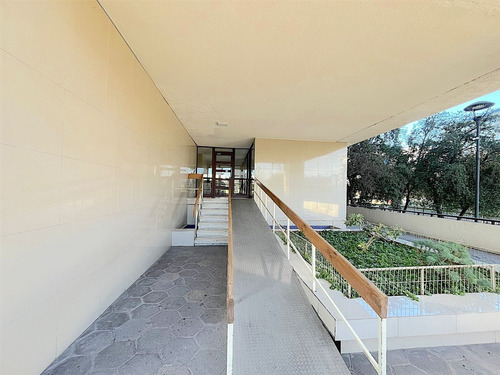 Amplio Depto En Venta 3d/2b/1e/1b T. Apoquindo, Las Condes