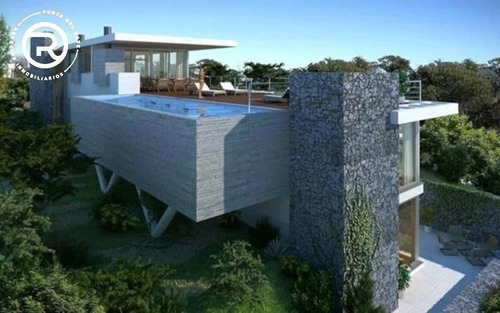 Lujosa Y Moderna Casa Con Una Increíble Vista Al Mar En El Chorro - Ref 5297
