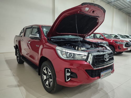 Imagen 5 de 24 de Toyota Hilux Srx 2,8 Tdi 4x2 Mt
