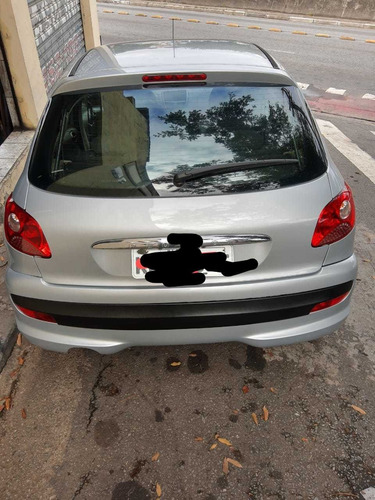 Peugeot 207 2010 1.4 Quiksilver Flex 5p