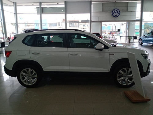 Imagen 3 de 17 de Volkswagen Taos Comfortline 1.4tsi Tiptronic 2022- Strianese