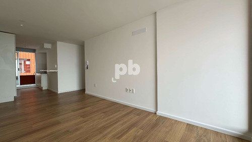 Venta Apartamento A Estrenar C/balcón Piso Alto