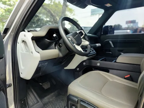 Land Rover Defender 110 X-dynamic S 400ps