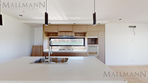 Excelente Casa A Estrenar A La Laguna En Pilara - La Calesa