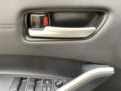 Imagen 5 de 16 de Toyota Corolla Cross Xe-i Hybrido 2022