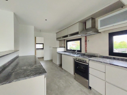 Imagen 4 de 21 de Casa En Venta En Los Olivares
