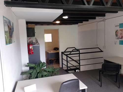 Local Comercial + Depto + Garage. Oportunidad!