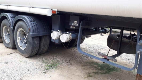 Imagem 3 de 8 de Carreta Tanque Aço Krone 3 Eixos 1992 C/ Pneus