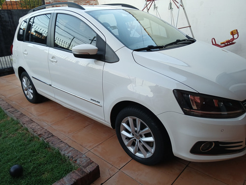 Volkswagen Suran 1.6 Imotion Highline