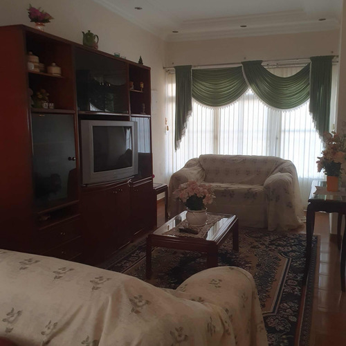 Terreno Com 2 Casas Individuais Ótima Localização
