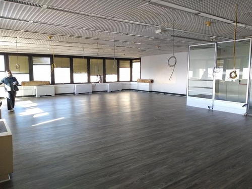 Oficinas En Alquiler | Av. Eduardo Madero 1020, Caba | 300 M²