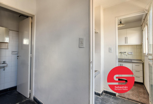Departamento Venta Centro Dos Dormitorios Balcón