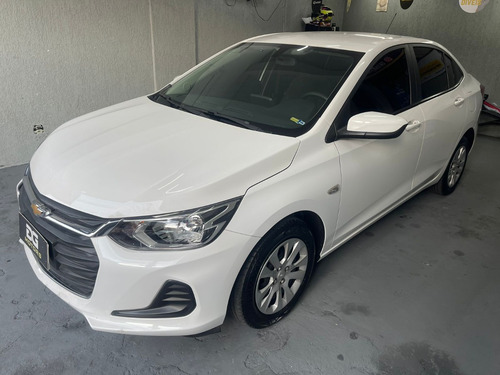 Chevrolet Onix plus 1.0 Lt 4p
