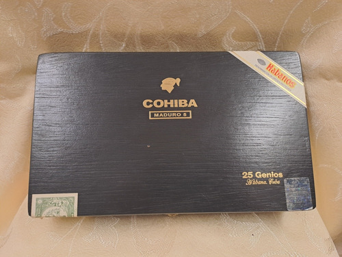 Caja De Cedro Cohiba Genios