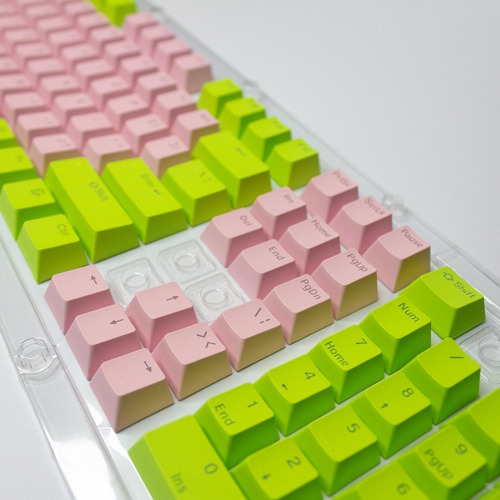 Imagen 2 de 3 de Keycaps Set Color Verde + Rosado Pastel