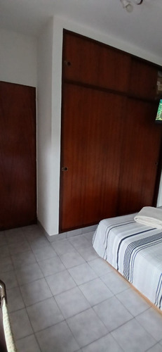 Venta 2 Viviendas S/lote De 8,66 X 26 M