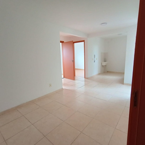 Apartamento Vila Topázio 2 Quartos, Nascente E Com Elevador Novinho Nunca Habitado