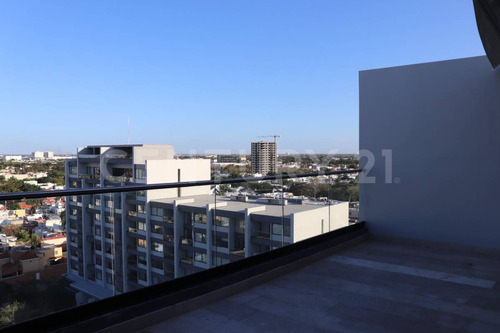 Penthouse En Renta En Montebello, Merida