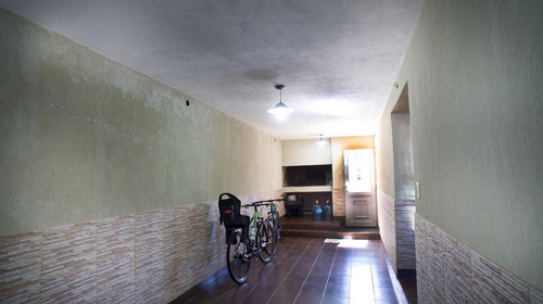 Imagen 6 de 16 de Casa De 3 Dormitorios Con Cochera Cerrada, Pileta Y Quincho En La Ciudad De Perez