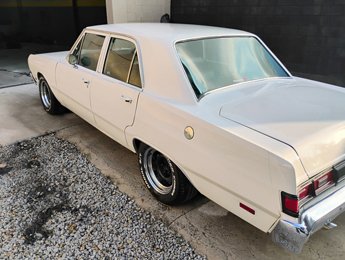 Dodge Dart V8