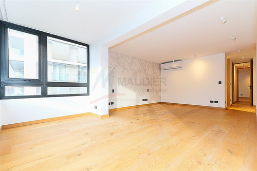 Departamento En Arriendo De 2 Dorm. En Las Condes