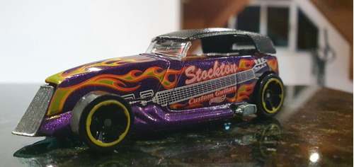 Imagem 2 de 6 de Hot Wheels Phaeton