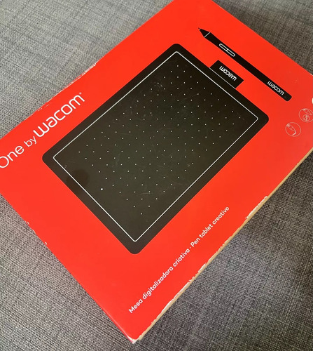 Tableta Wacom One Small Color Negro Y Rojo Negro (Usado)