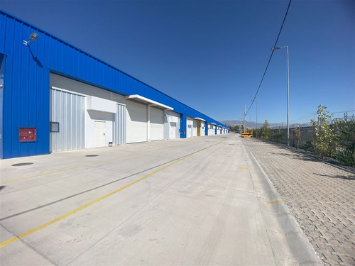 Bodega En Arriendo En Pudahuel Desde 300m2, Agroindustrial