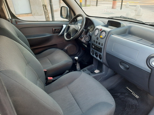 Imagen 10 de 12 de Citroën Berlingo 2013 1.6 Sx Hdi 92cv Am54