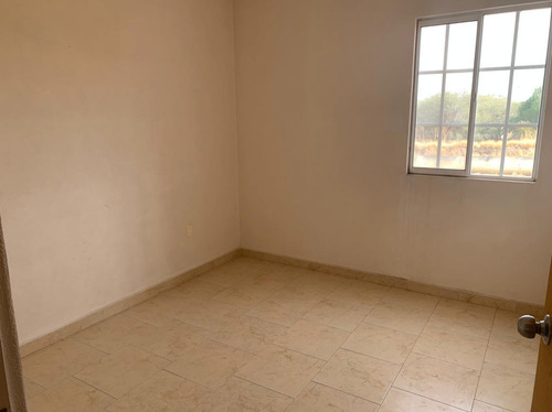 Casa En Venta En Frac. El Dorado I Leon, Gto. Cerca De Ambas Entradas, Junto A Wallmart De Via Alta