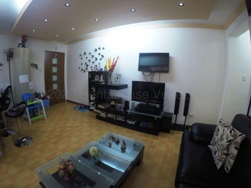 Imagen 3 de 13 de Apto En Venta 22-16523 Daisbelis Tarazona 0424-2925931