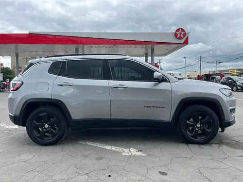 Jeep Compass 2.4 4X2 Longitude At