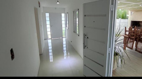 Imagen 6 de 14 de Vendo Oportunidad Casa En Roldán Detras Del Restaurant Eucaliptus