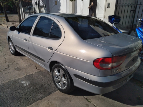 Renault Megane 1.9 I Tric Pack Plus 2008