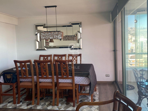 Gran Departamento Con Vista Poniente, Amoblado