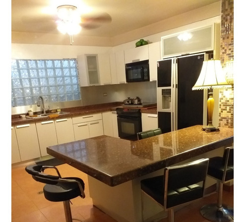 Imagen 1 de 21 de Casa Calle Negro Primero C/c Las Brisas